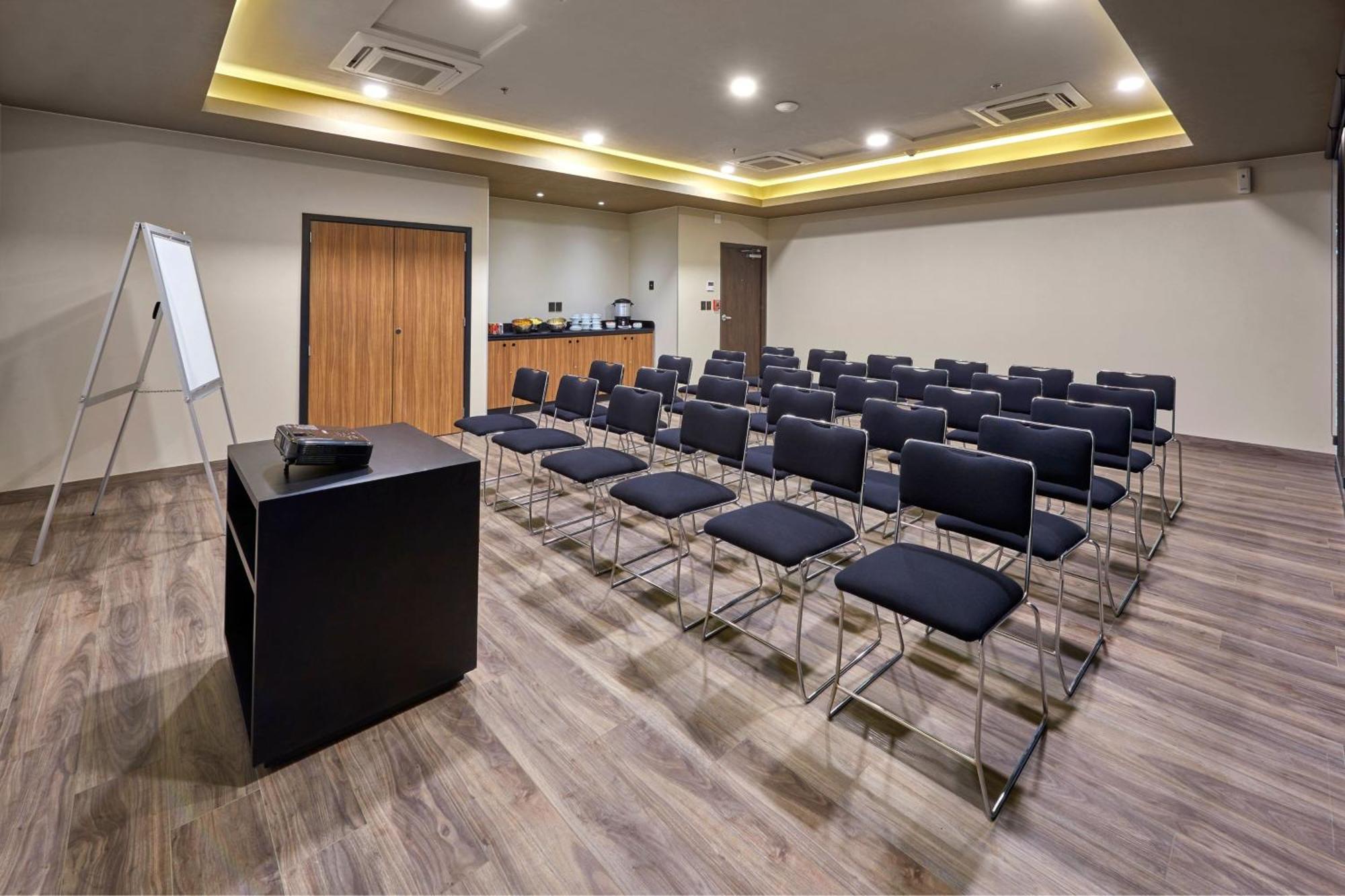 City Express Plus By Marriott Ciudad De Mexico Interlomas Luaran gambar