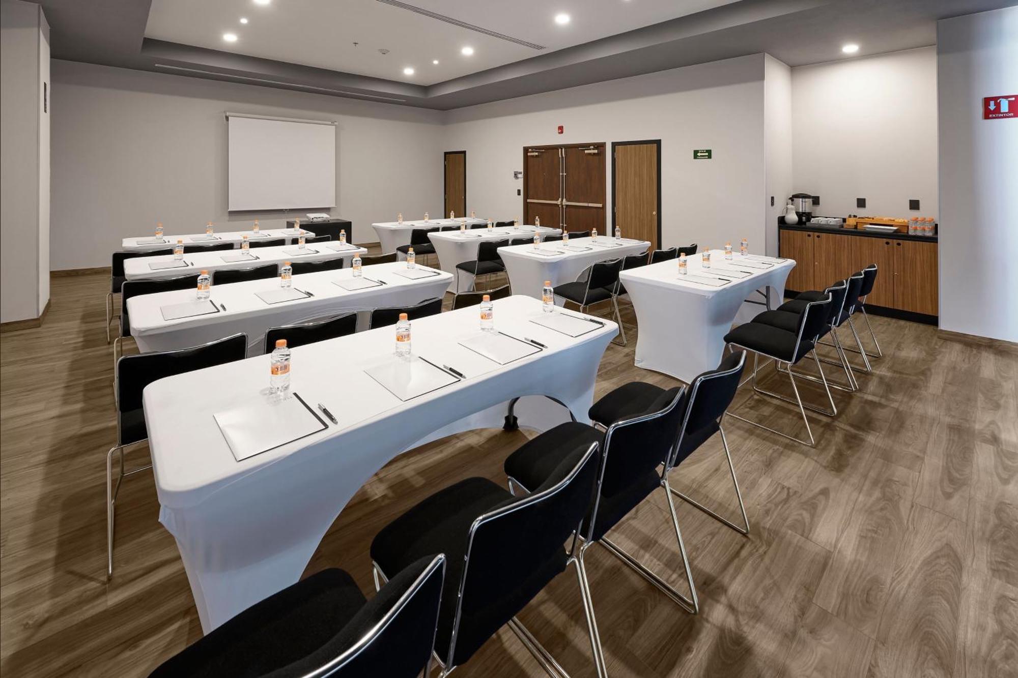 City Express Plus By Marriott Ciudad De Mexico Interlomas Luaran gambar